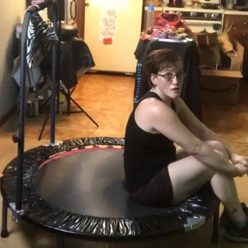 Alt image